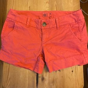 AMERICAN EAGLE - Khaki Pink Shorts